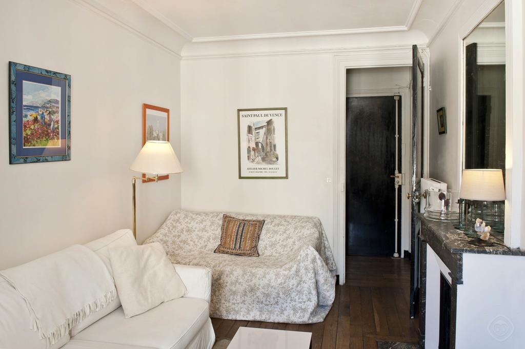 Classy St. Germain Apartment Paris Quarto foto