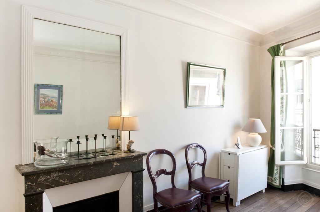 Classy St. Germain Apartment Paris Quarto foto